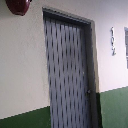 Hospedagem Primeira Quadra Da Praia Praia Grande  Luaran gambar